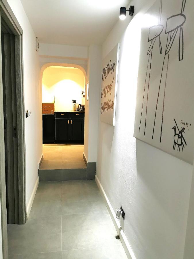 Ferienwohnung Uranus Studio Piatra Neamţ Exterior foto